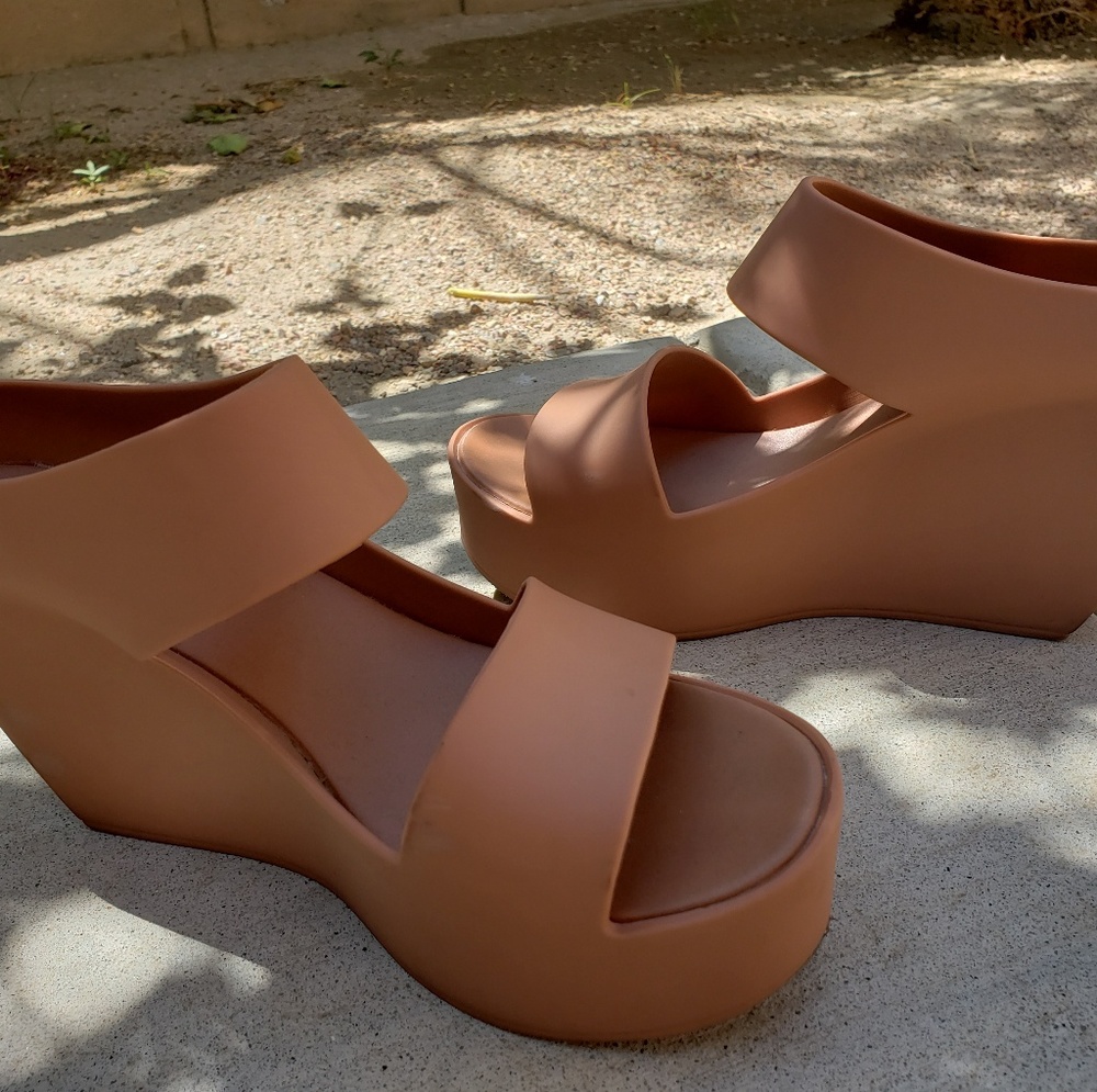 Melissa Wedges